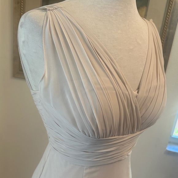 Bill Levkoff Elegant Cream Evening Gown Size 2 - Picture 4 of 14